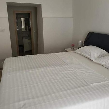 Aldi 3 Apartment Pula Bagian luar foto