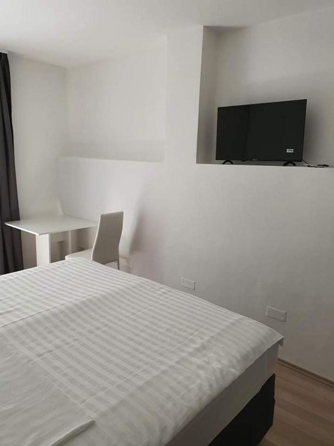 Aldi 3 Apartment Pula Bagian luar foto
